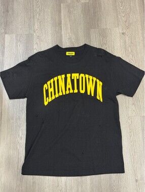 Chinatown Market Black and Yellow Logo T-Shirt Size L